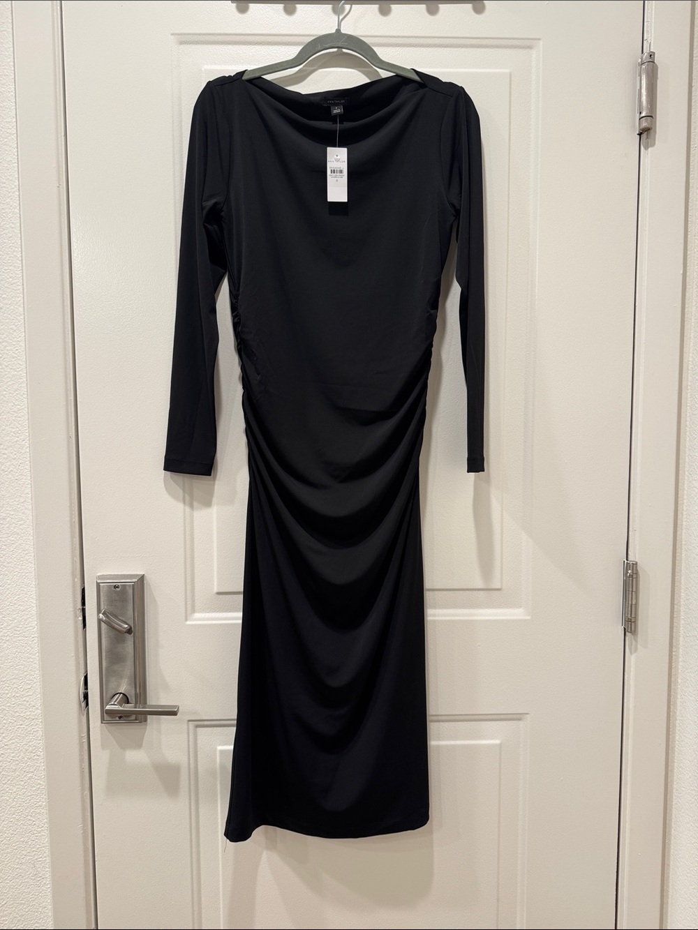 Ann Taylor Black Long-Sleeve Ruched Midi Dress